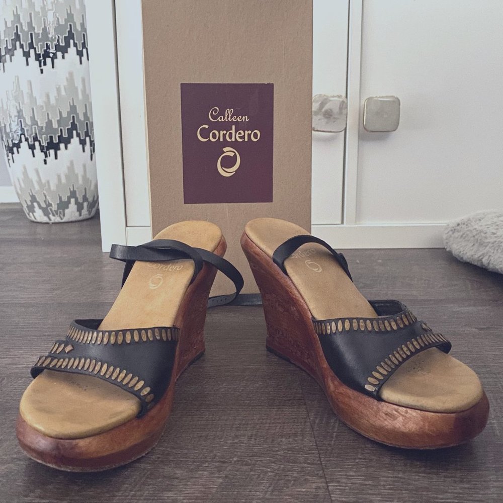 Calleen Cordero/ Style: Doria/ Color: Black/ Size: 7